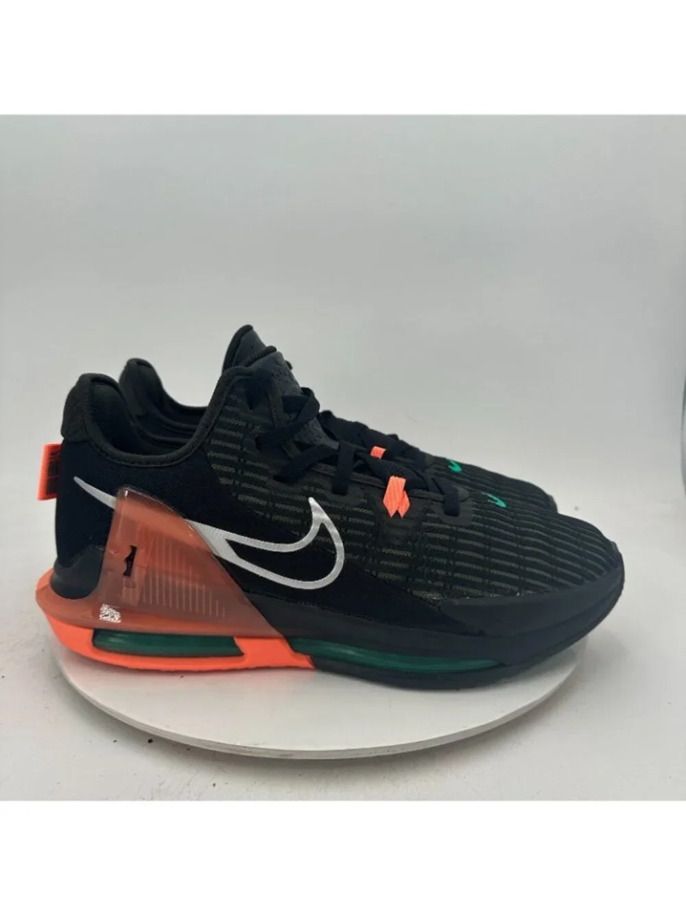 Nike Lebron Witness 6 Men Size 12 CZ4052-001 Black Sequoia Silver Training Shoes